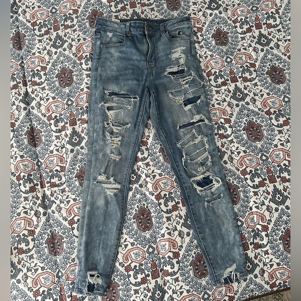 American Eagle Size 10 High Rise Ripped Jegging